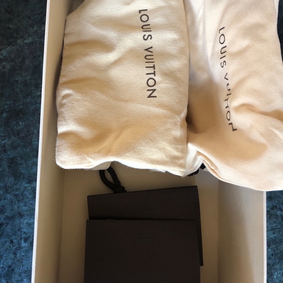 Women’s Louis Vuitton Vintage Patent Loafers NWTs - Picture 6 of 6